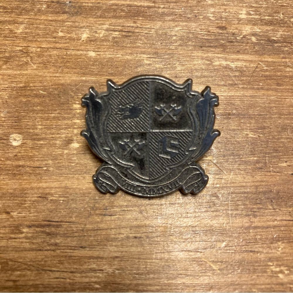 Loot Crate Kingdom Shield Pin 2017 NWOT